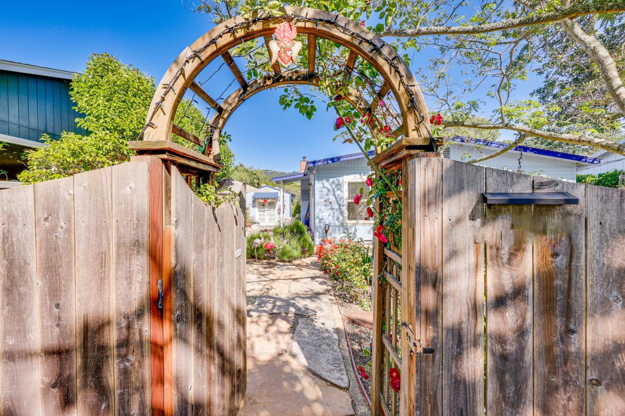 Romantic Casita With Garden And Deck 2 Miles To Plaza! Sonoma Zewnętrze zdjęcie