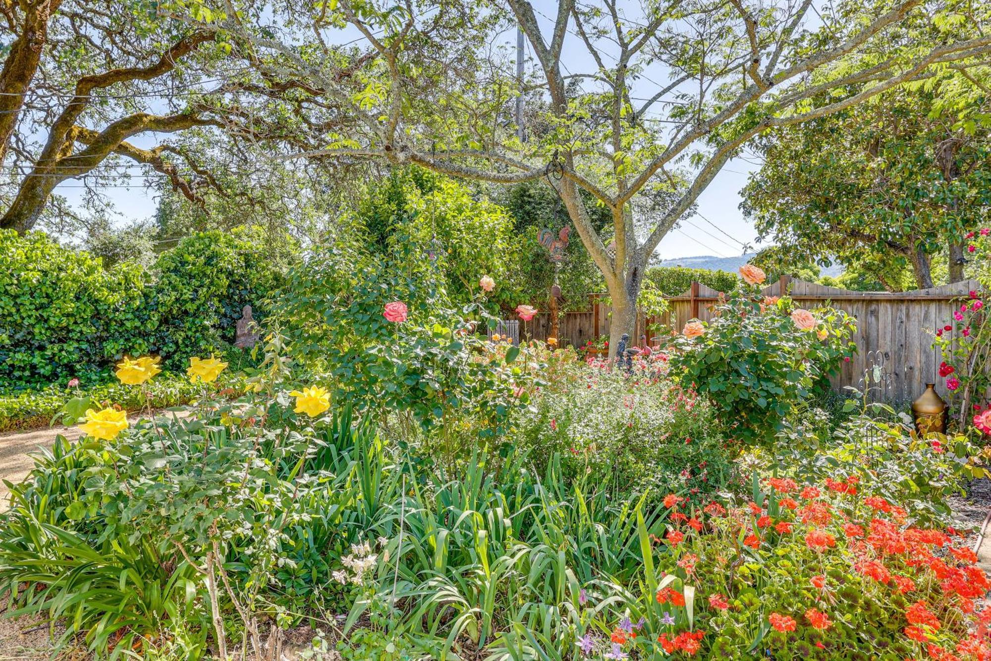 Romantic Casita With Garden And Deck 2 Miles To Plaza! Sonoma Zewnętrze zdjęcie